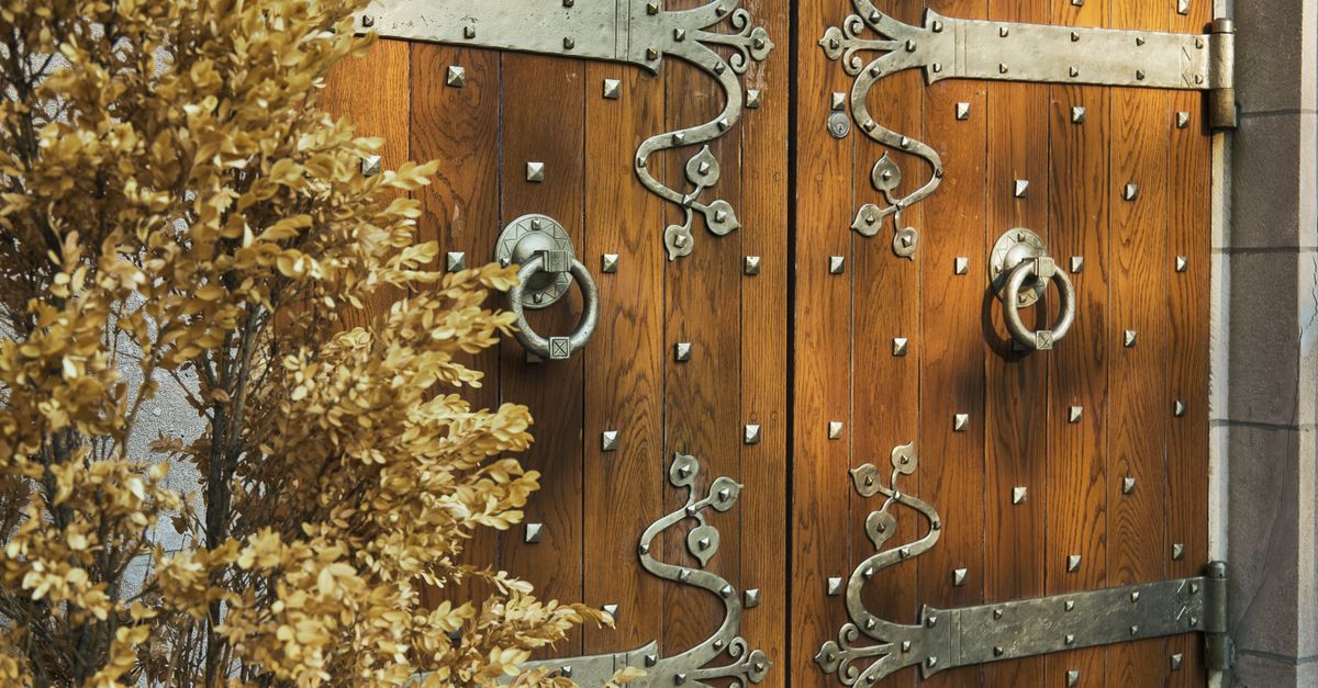door security hardware — Safe Hands Locksmiths