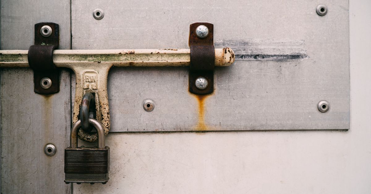 locksmith service technician — Safe Hands Locksmiths