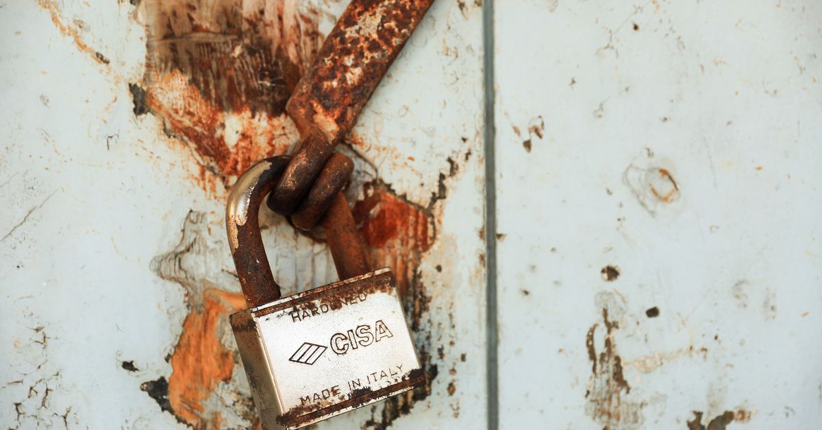 locksmith tools keys — Safe Hands Locksmiths